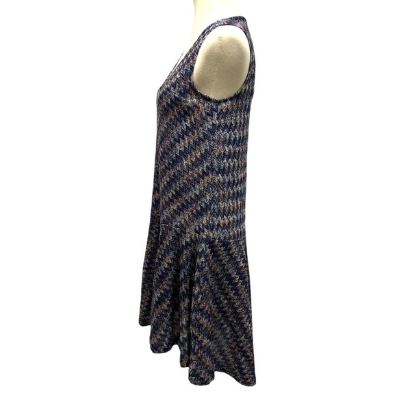 Maeve Westwater Chevron Knit V Neck Sleeveless Dress - Picture 8 of 13